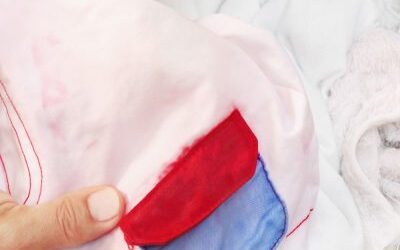 Cách Tẩy Quần Áo Bị Lem Màu Cực Đơn Giản