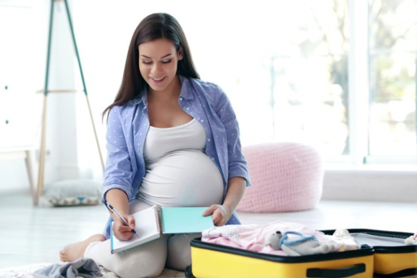Mẹ cần chuẩn bị gì trước khi em bé chào đời?